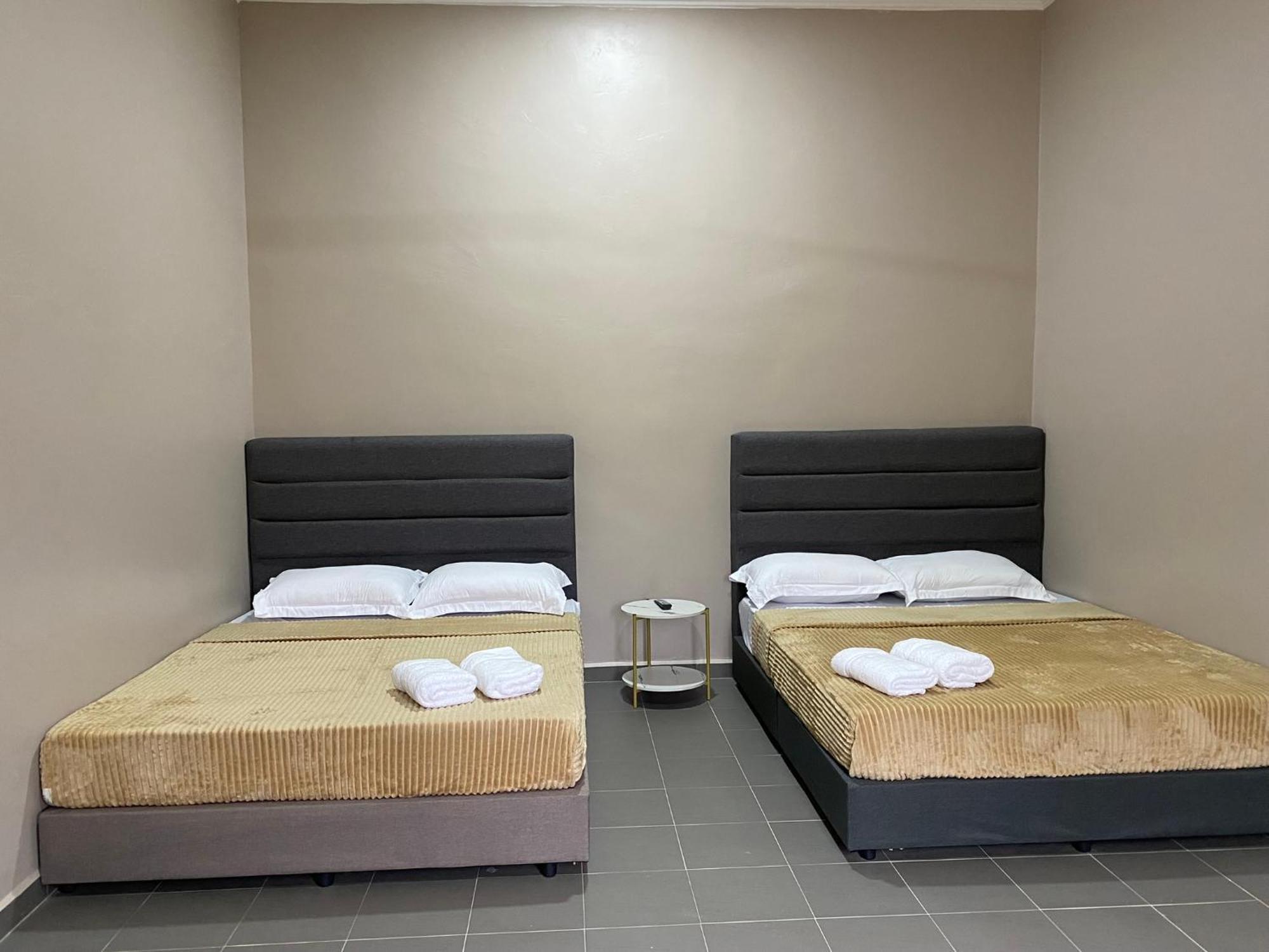 Sasuka Guesthouse Marang Buitenkant foto