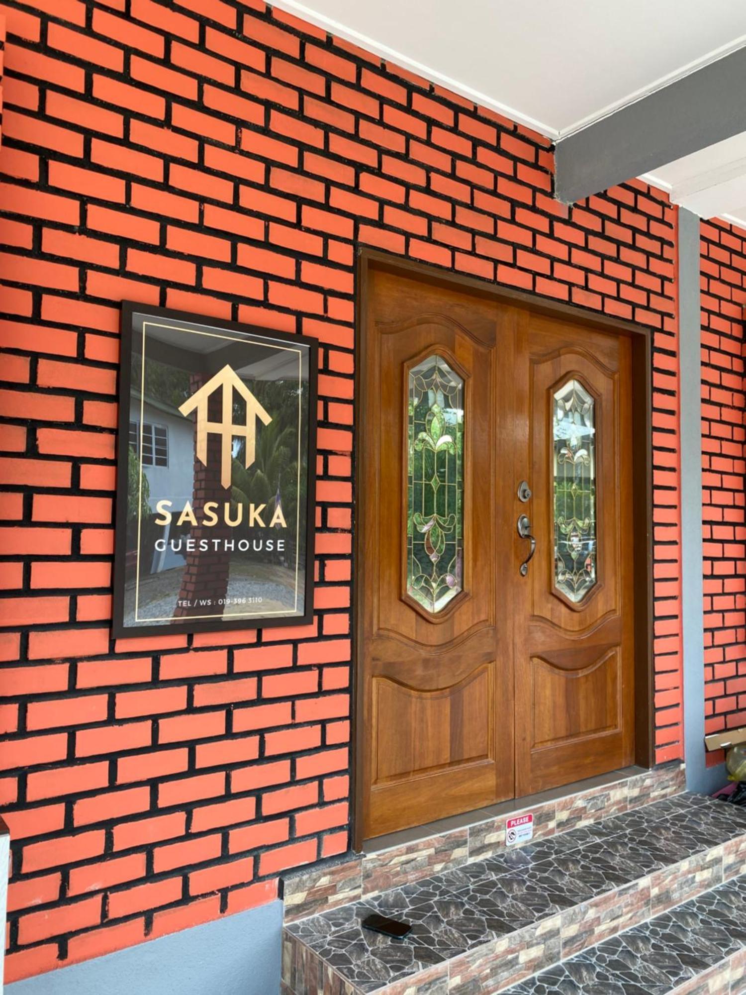 Sasuka Guesthouse Marang Buitenkant foto